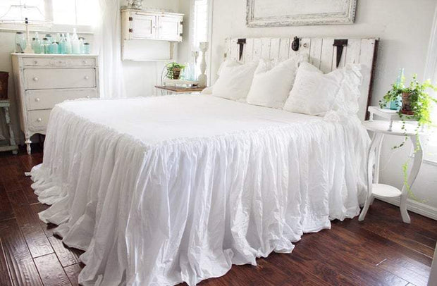 White High Ruffle Skirt Bedspread Set
